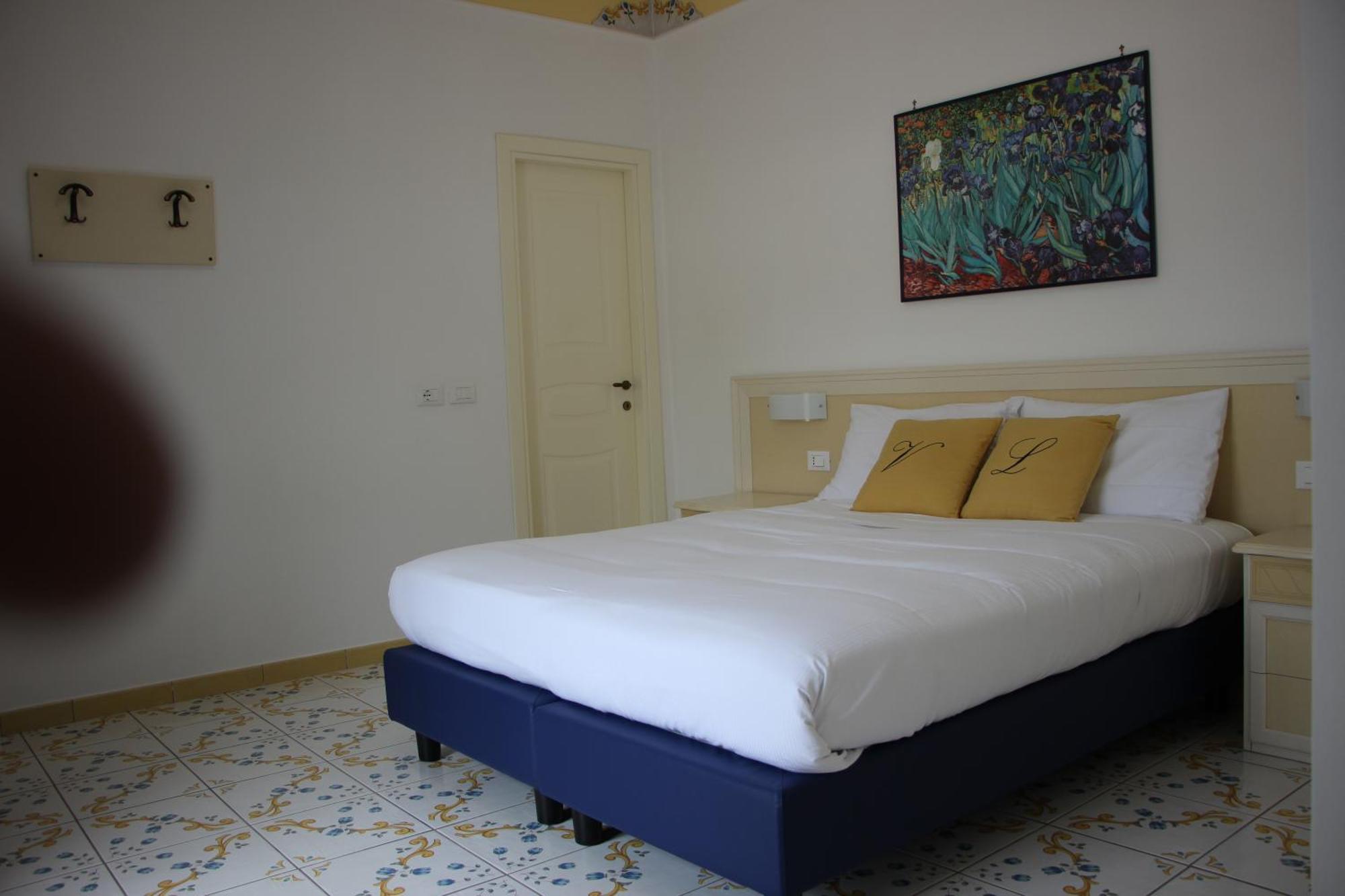 Villa Loreta Forio  ภายนอก รูปภาพ